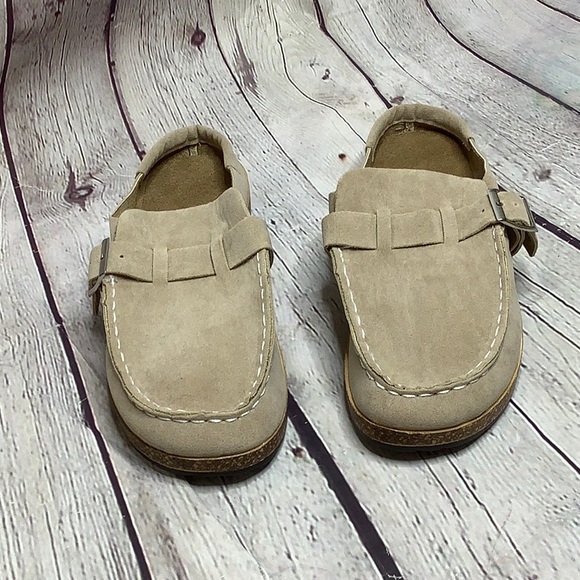 Khaki buckle mules - Picture 6 of 11